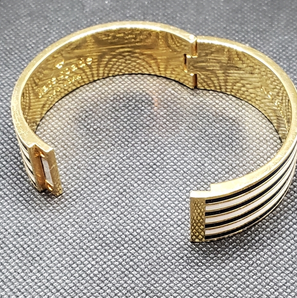 Kate Spade New York "No Strings Attached" Bangle Bracelet - Picture 4 of 8